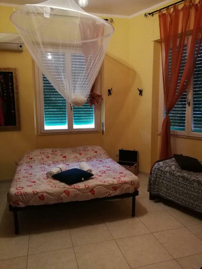 Ethos Rooms Cagliari Buitenkant foto