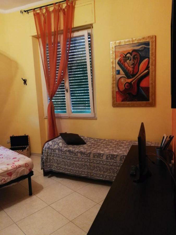 Ethos Rooms Cagliari Buitenkant foto